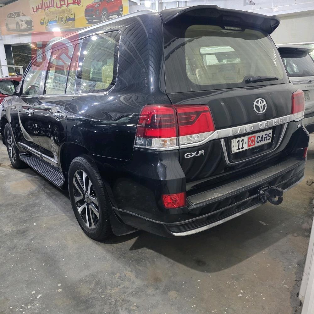 تويوتا لاندكروزر